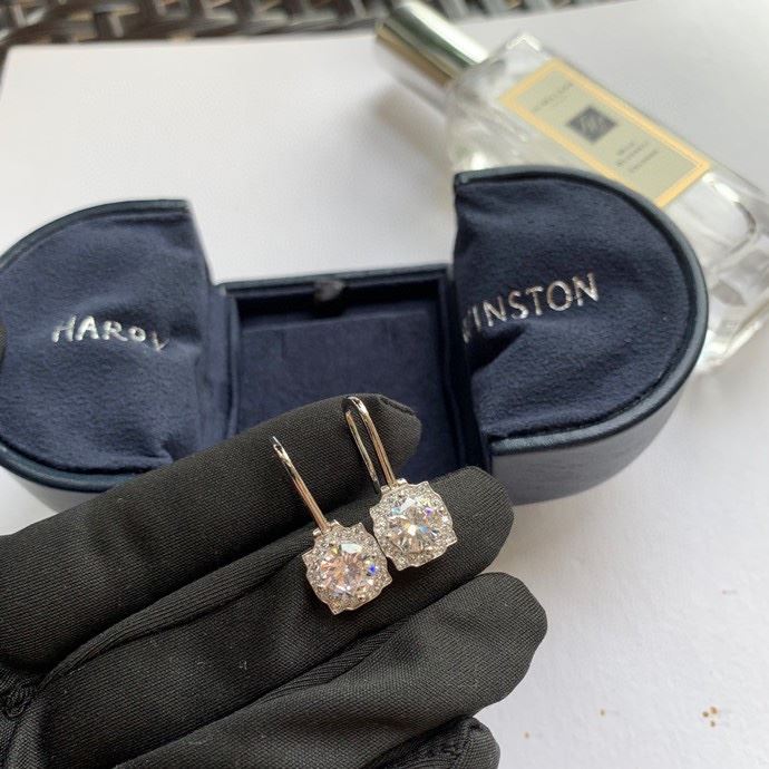 Harry Winston Earrings - Click Image to Close